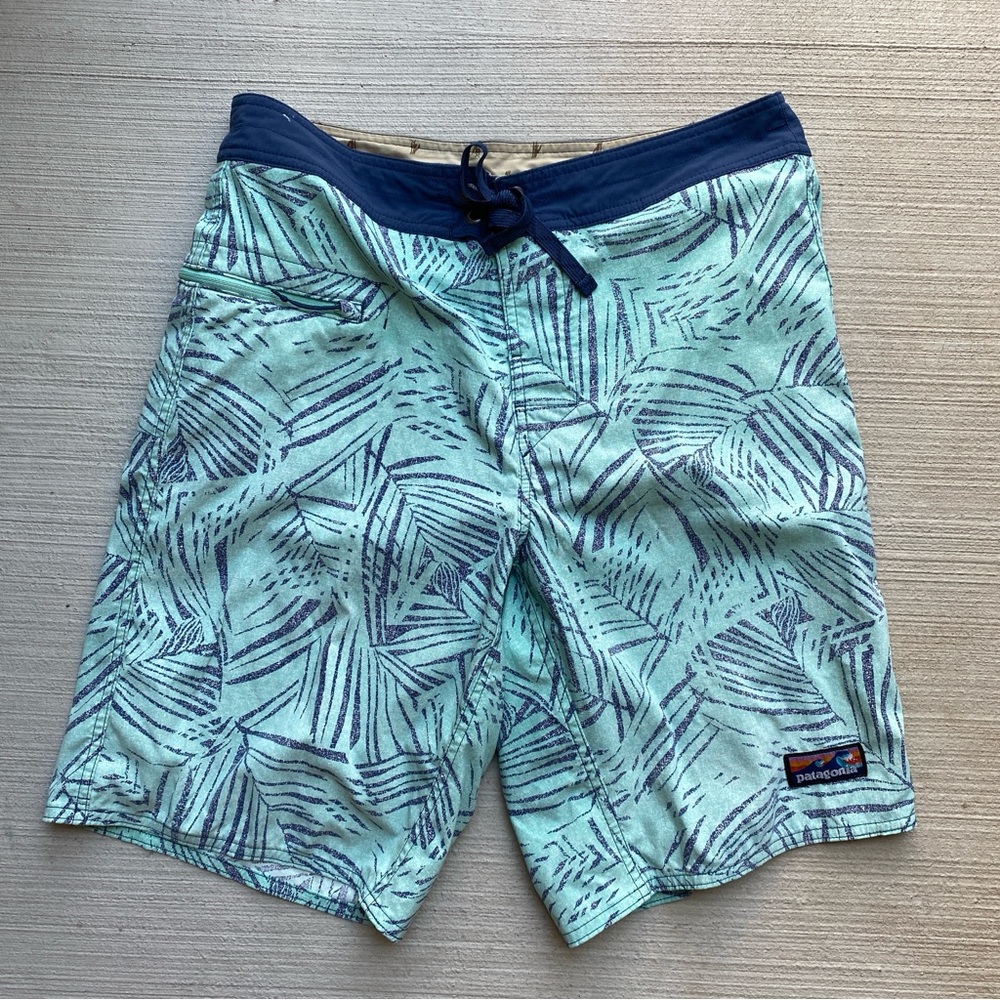 Patagonia Mens Stretch Wavefarer Board Shorts Size 32 10” Inseam